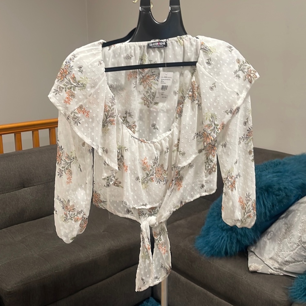 Sheer crop top - Picture 1 of 3